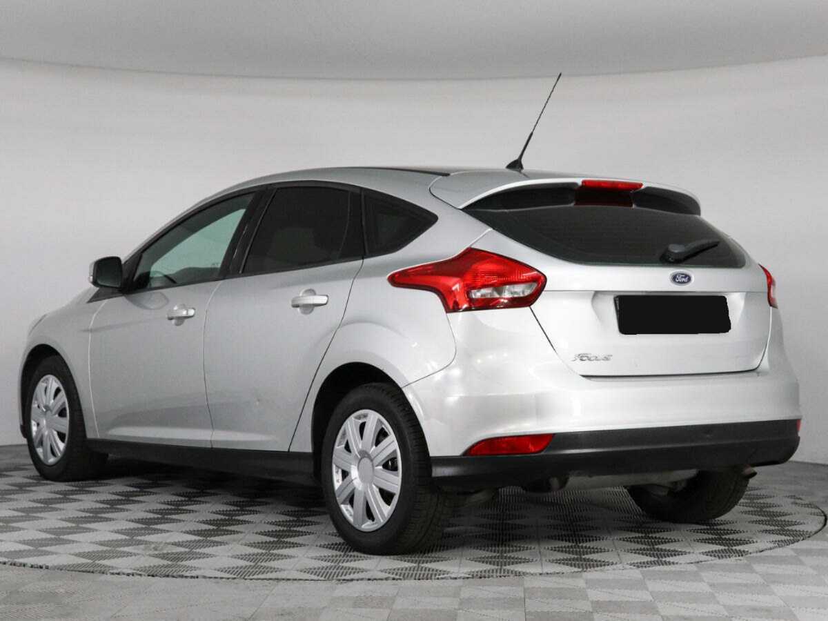Купить Ford Focus с пробегом. Фото: #3