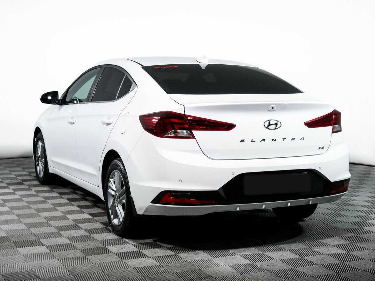 Купить Hyundai Elantra с пробегом. Фото: #6