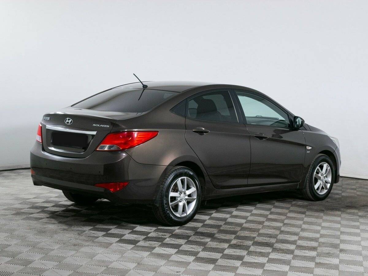 Купить Hyundai Solaris с пробегом. Фото: #3
