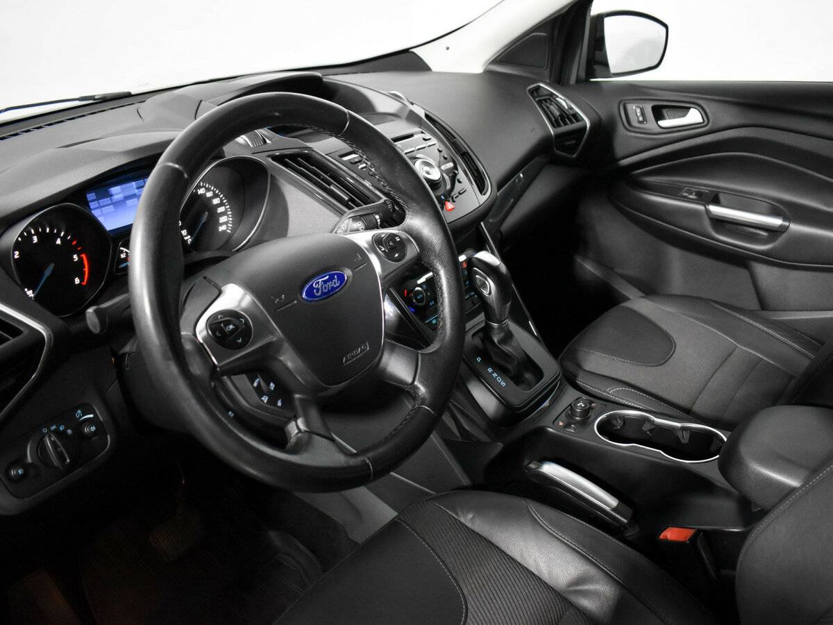 Купить Ford Kuga с пробегом. Фото: #7