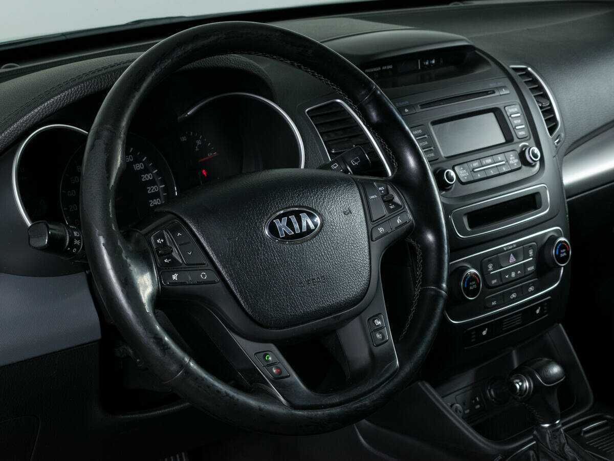 Купить Kia Sorento с пробегом. Фото: #13