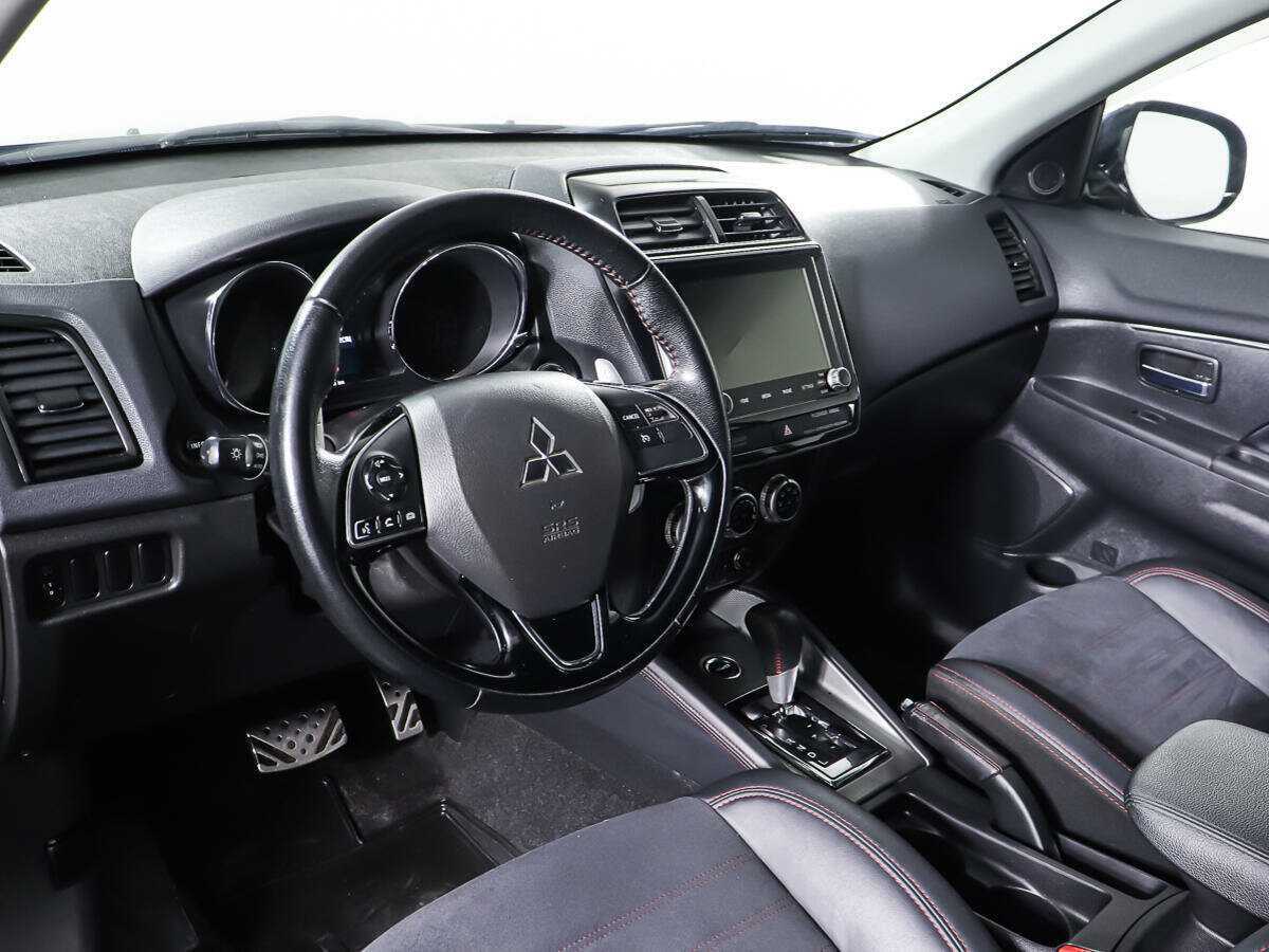 Купить Mitsubishi ASX с пробегом. Фото: #12