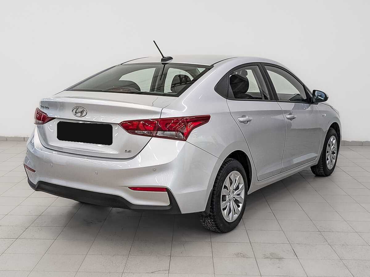 Купить Hyundai Solaris с пробегом. Фото: #4