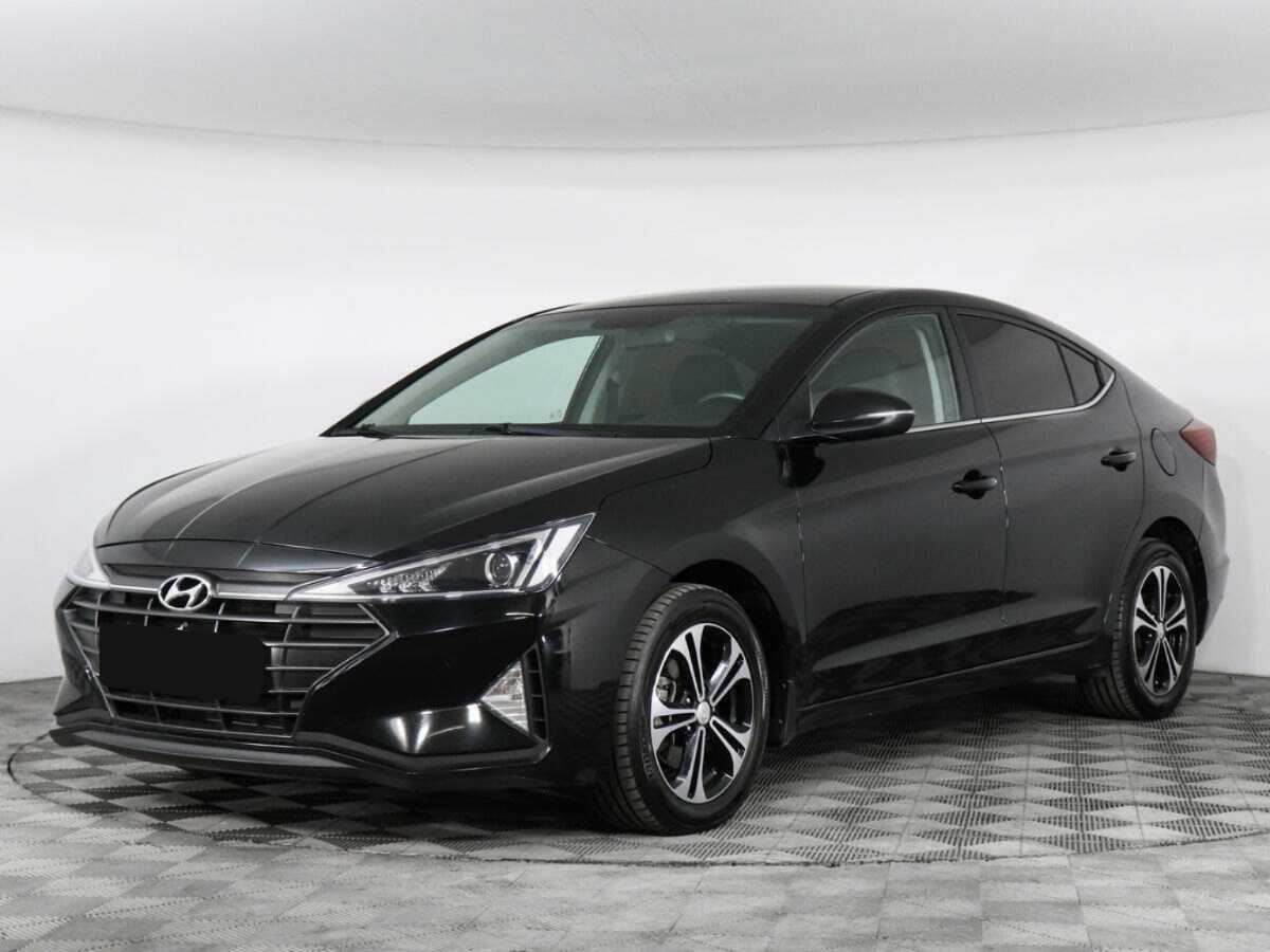 Купить Hyundai Elantra с пробегом. Посмотреть фото