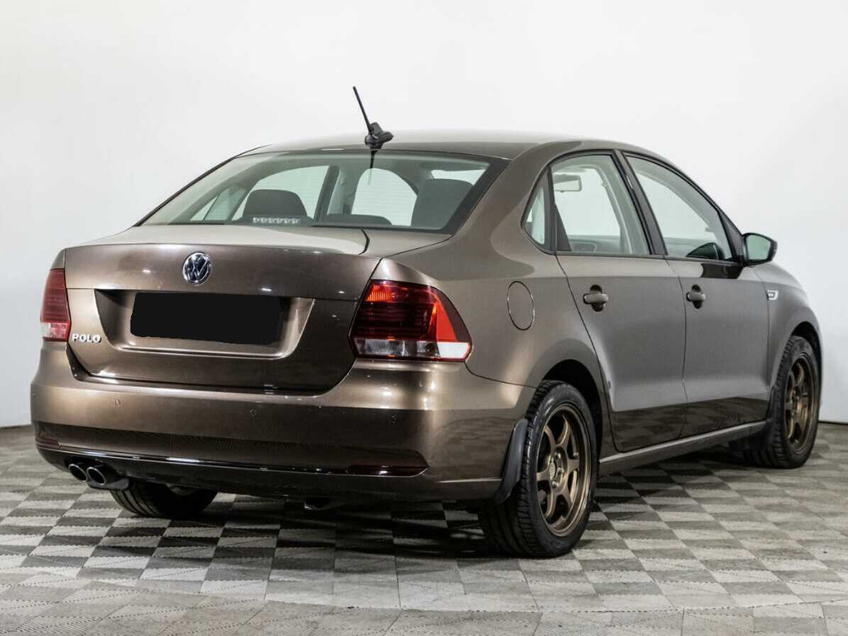 Купить Volkswagen Polo с пробегом. Фото: #4