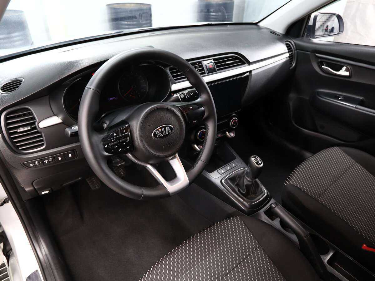 Купить Kia Rio с пробегом. Фото: #9