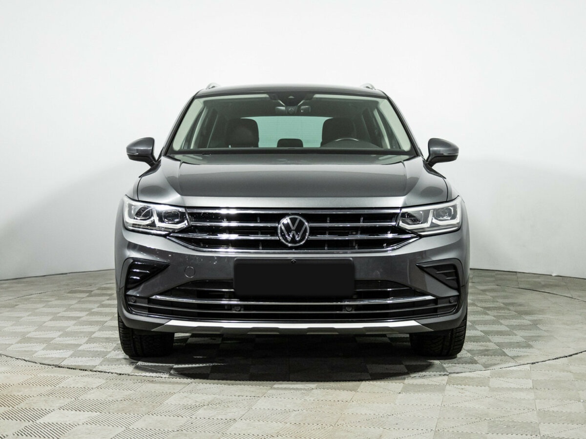 Купить Volkswagen Tiguan с пробегом. Фото: #1