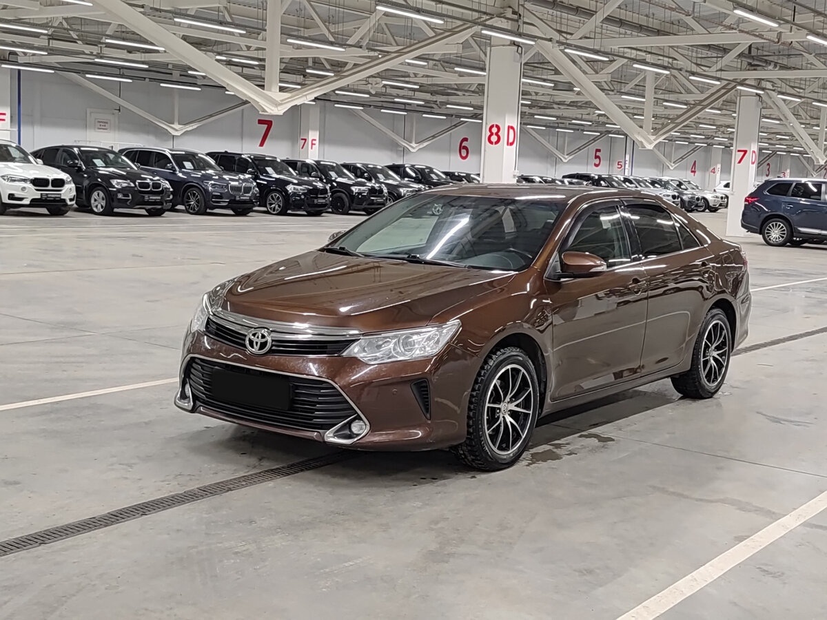 Купить Toyota Camry с пробегом. Посмотреть фото
