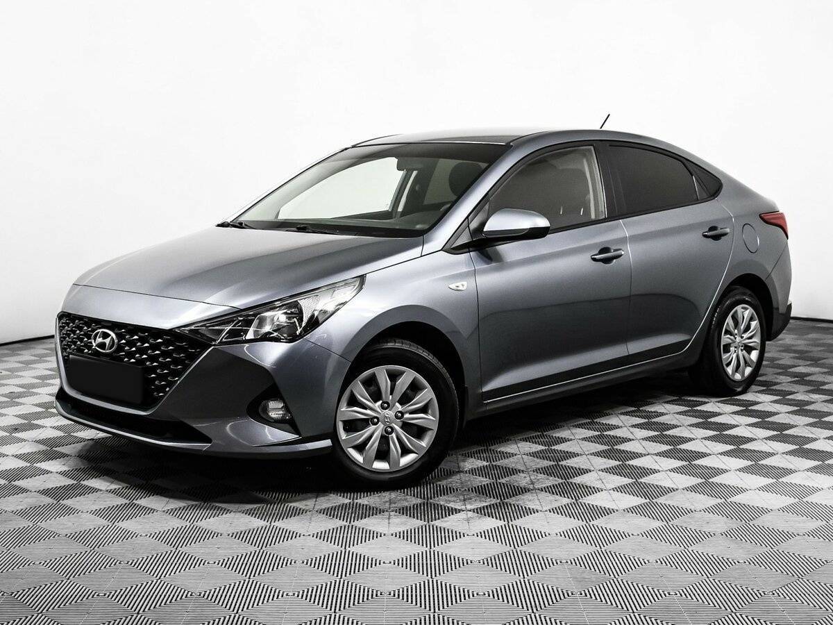 Купить Hyundai Solaris с пробегом. Посмотреть фото