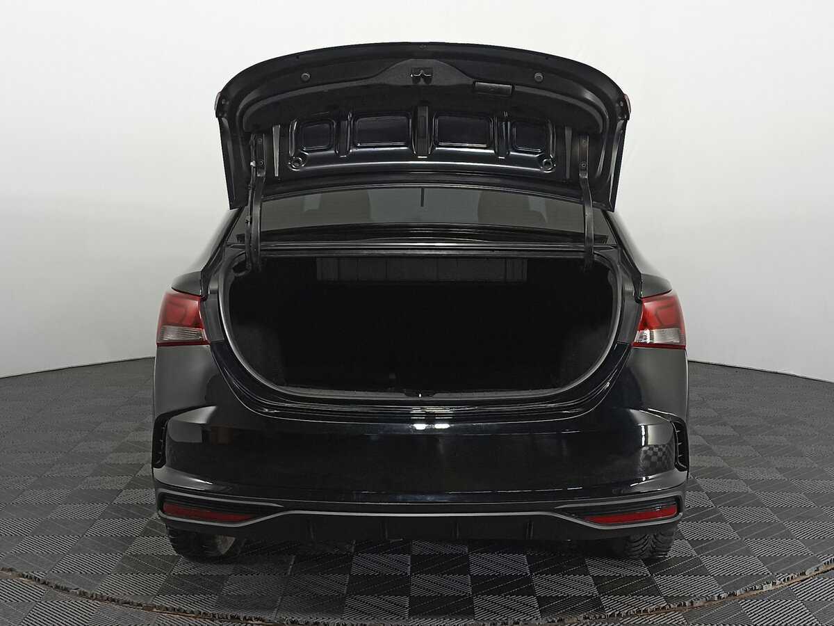 Купить Hyundai Solaris с пробегом. Фото: #8