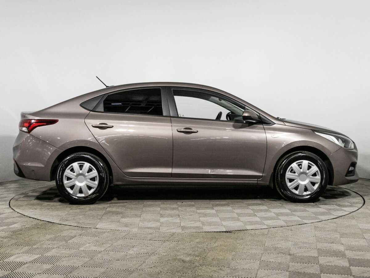 Купить Hyundai Solaris с пробегом. Фото: #3