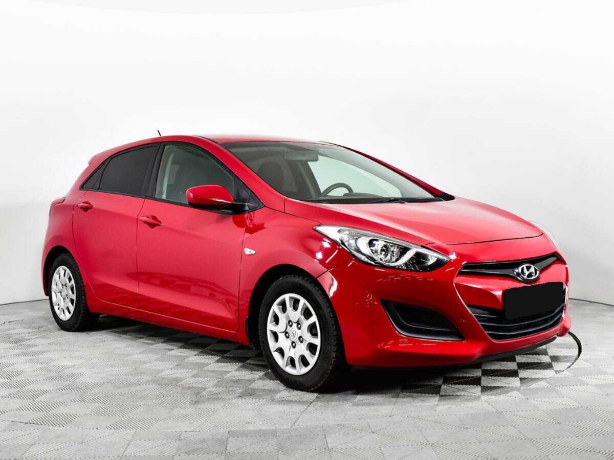 Купить Hyundai i30 с пробегом. Фото: #2
