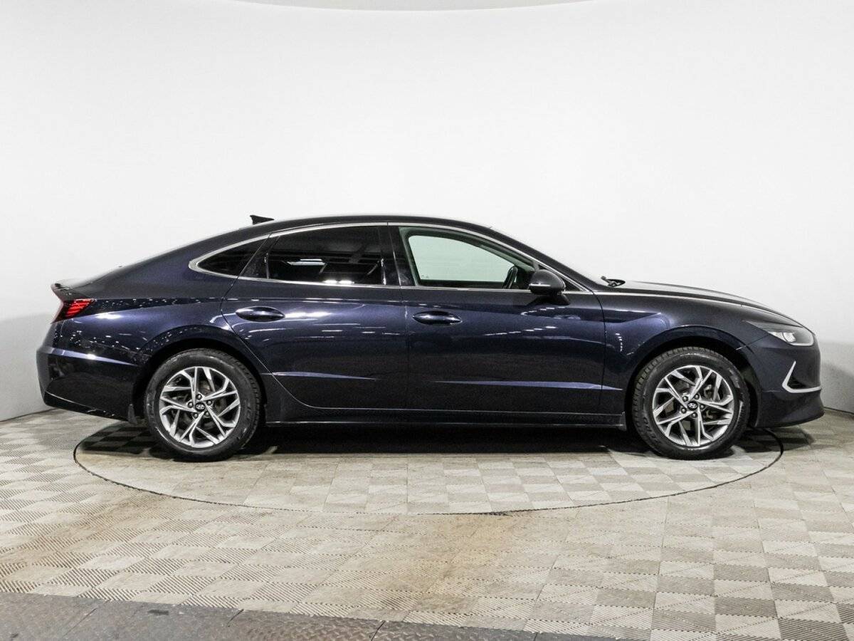 Купить Hyundai Sonata с пробегом. Фото: #3