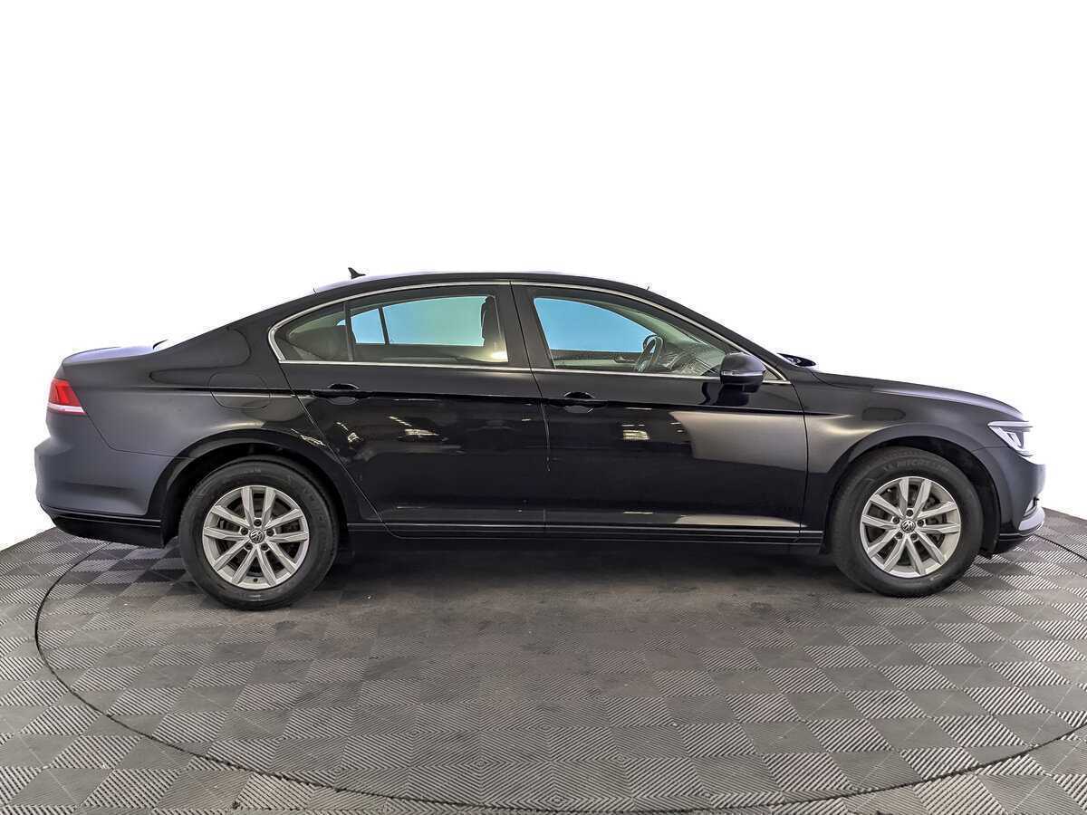 Купить Volkswagen Passat с пробегом. Фото: #3