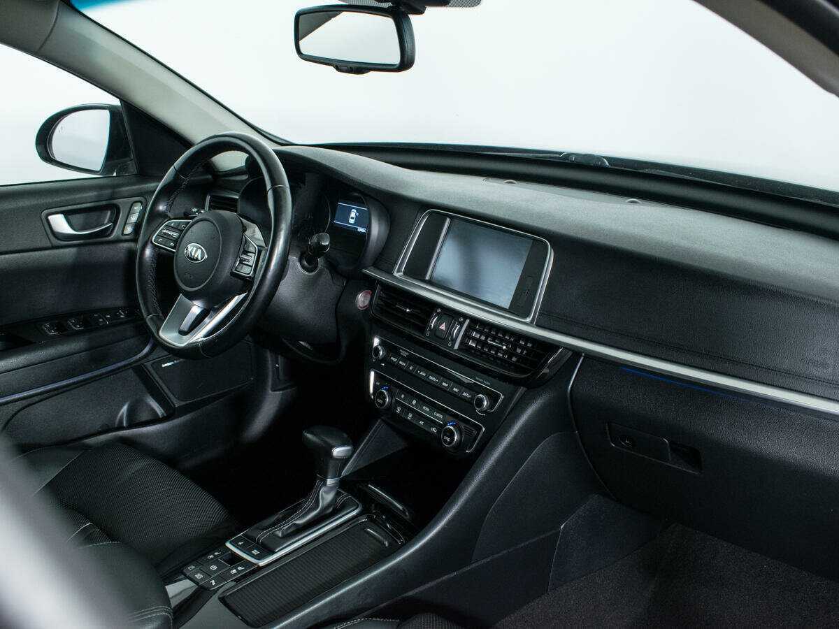 Купить Kia Optima с пробегом. Фото: #8