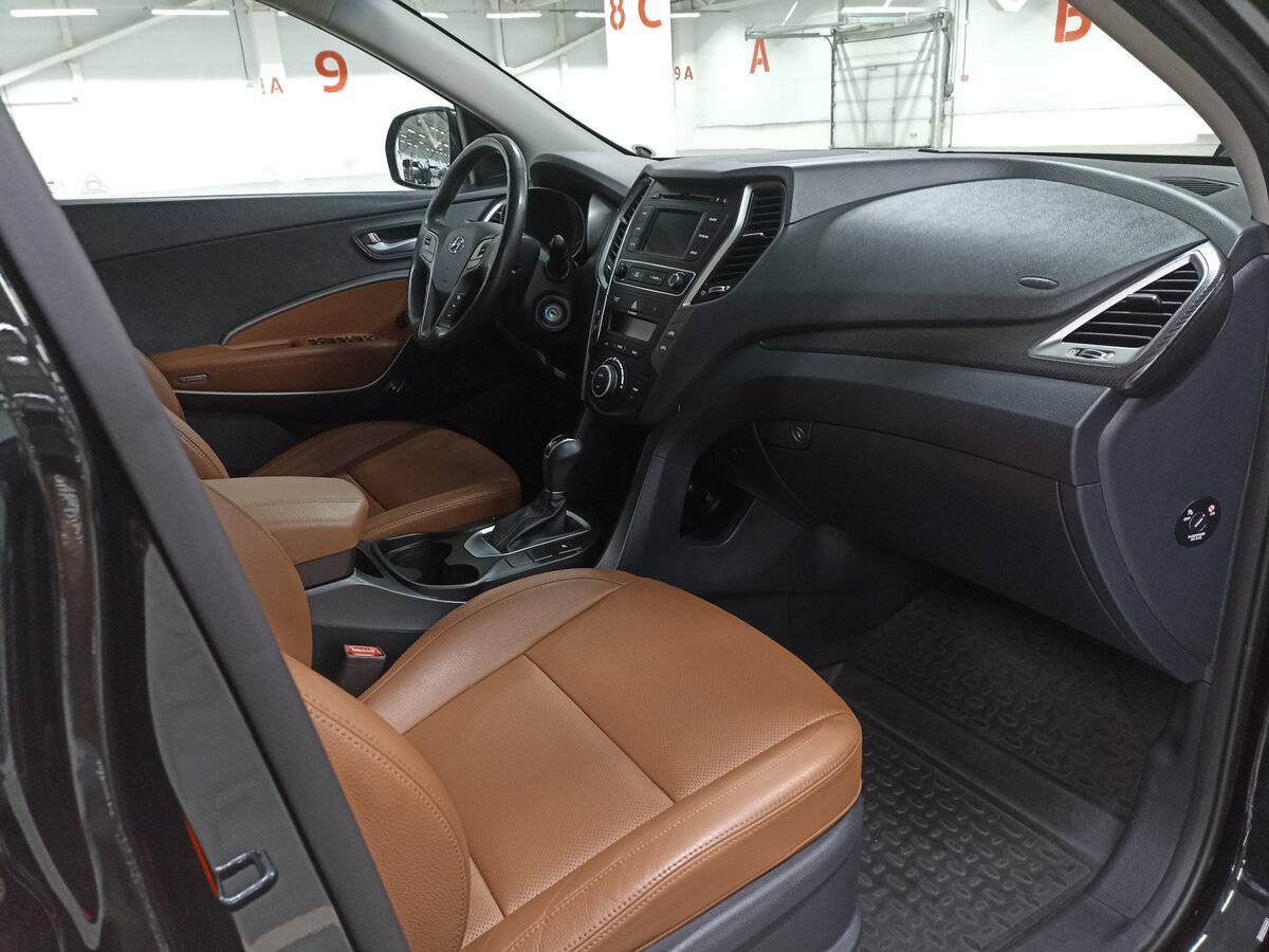 Купить Hyundai Santa Fe с пробегом. Фото: #10