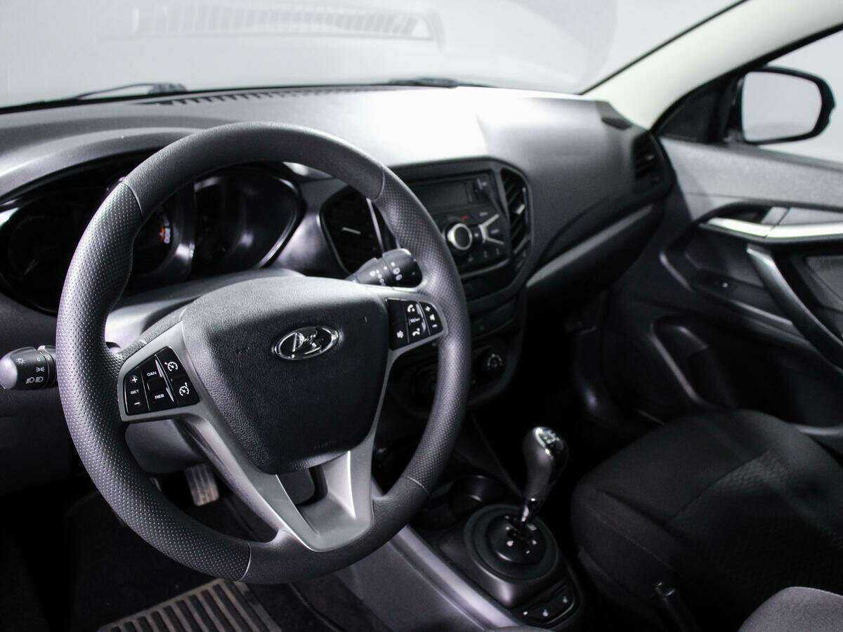 Купить Lada (ВАЗ) Vesta с пробегом. Фото: #10