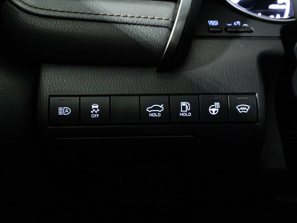 Купить Toyota Camry с пробегом. Фото: #19