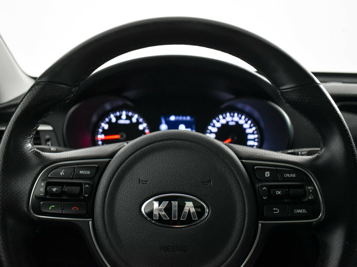 Купить Kia K5 с пробегом. Фото: #17