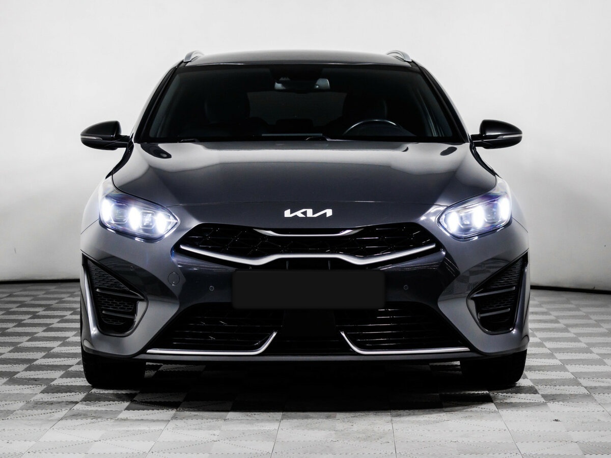 Купить Kia Ceed с пробегом. Фото: #1