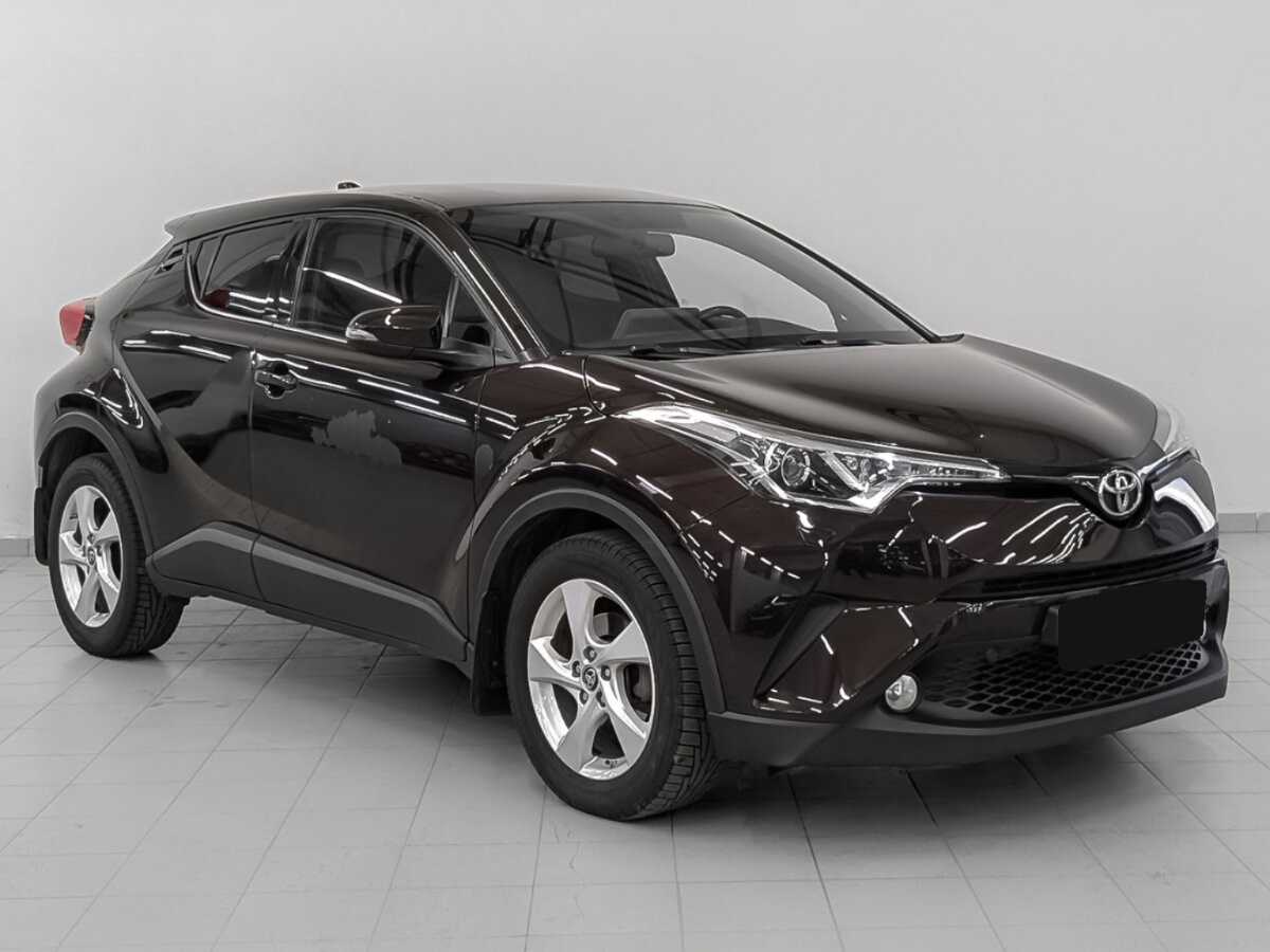 Купить Toyota C-HR с пробегом. Фото: #2