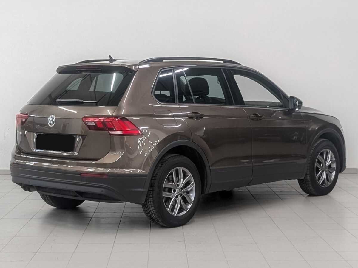 Купить Volkswagen Tiguan с пробегом. Фото: #4
