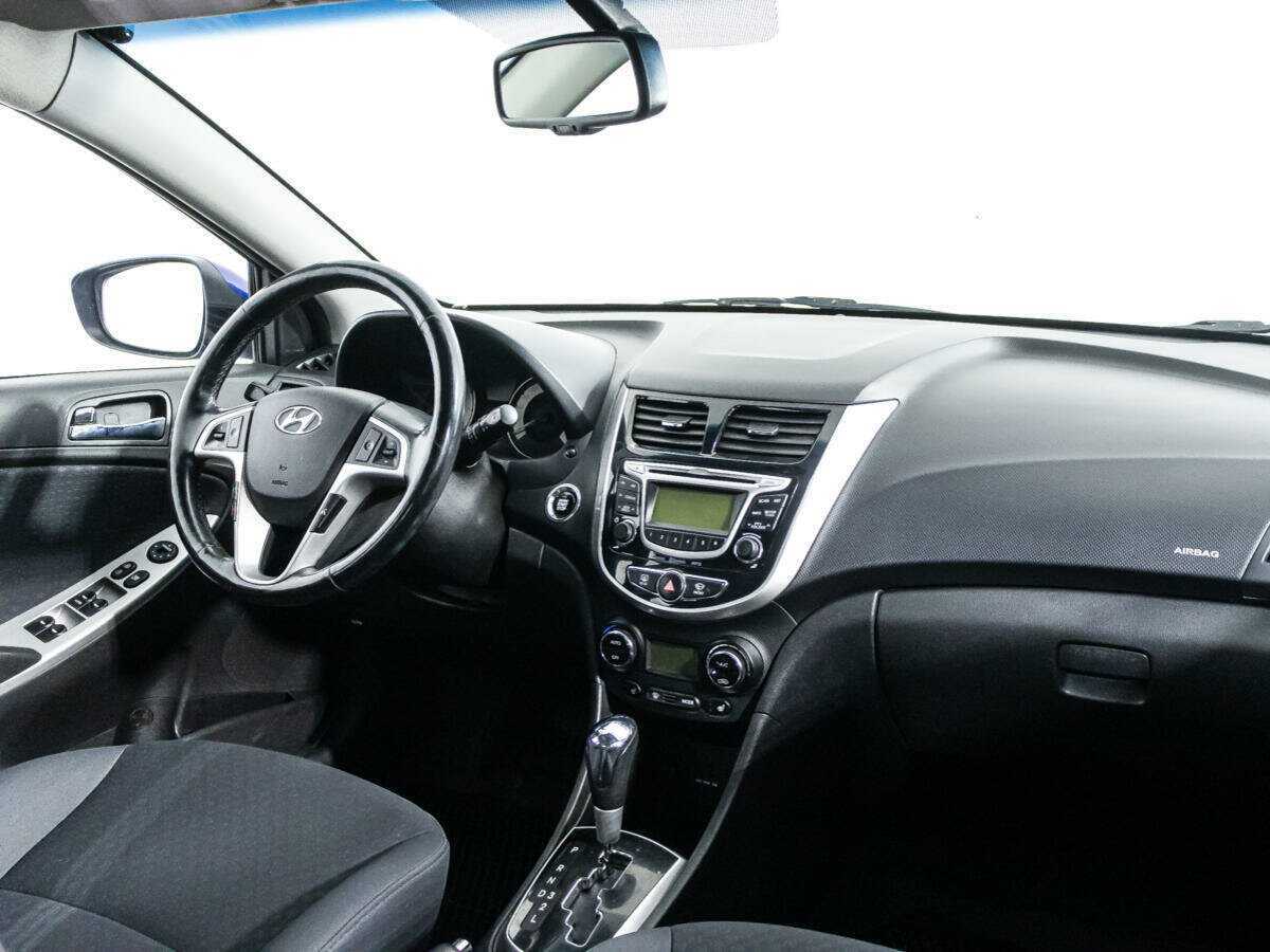 Купить Hyundai Solaris с пробегом. Фото: #8