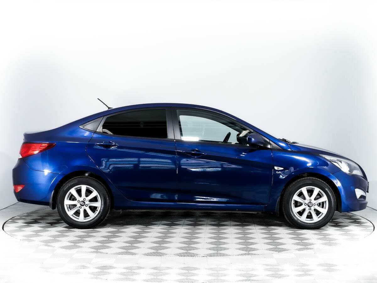 Купить Hyundai Solaris с пробегом. Фото: #3