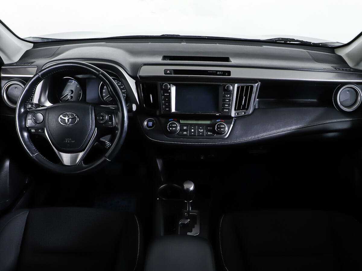 Купить Toyota RAV4 с пробегом. Фото: #12