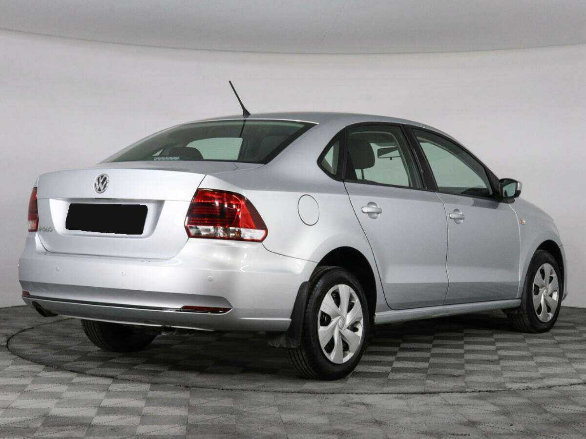 Купить Volkswagen Polo с пробегом. Фото: #4
