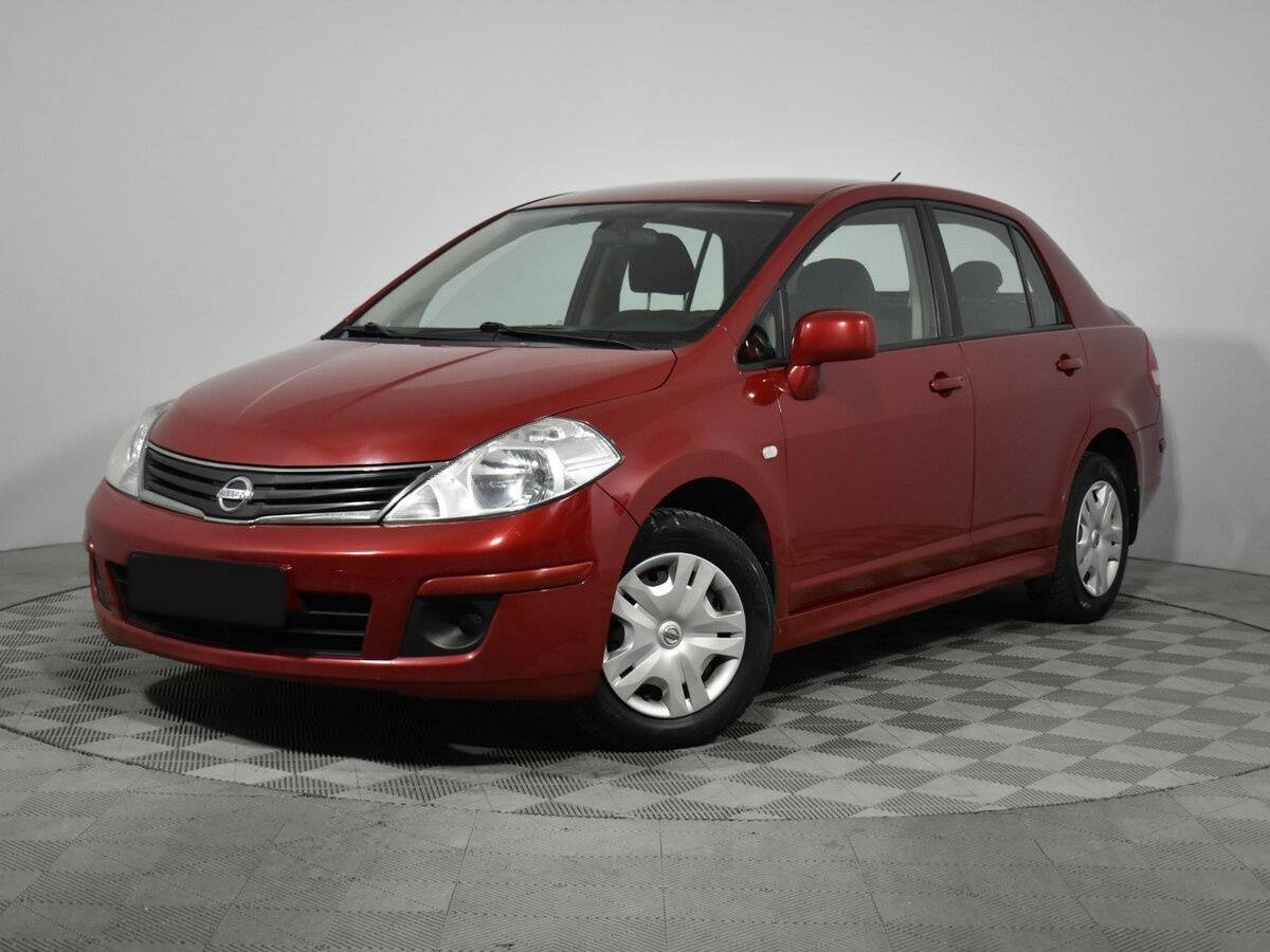 Купить Nissan Tiida с пробегом. Фото: #0