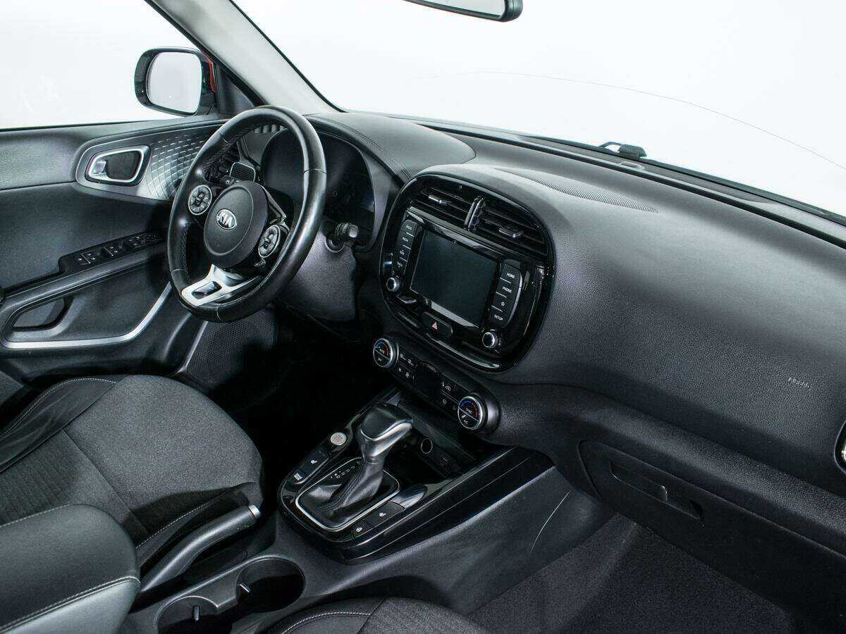 Купить Kia Soul с пробегом. Фото: #8