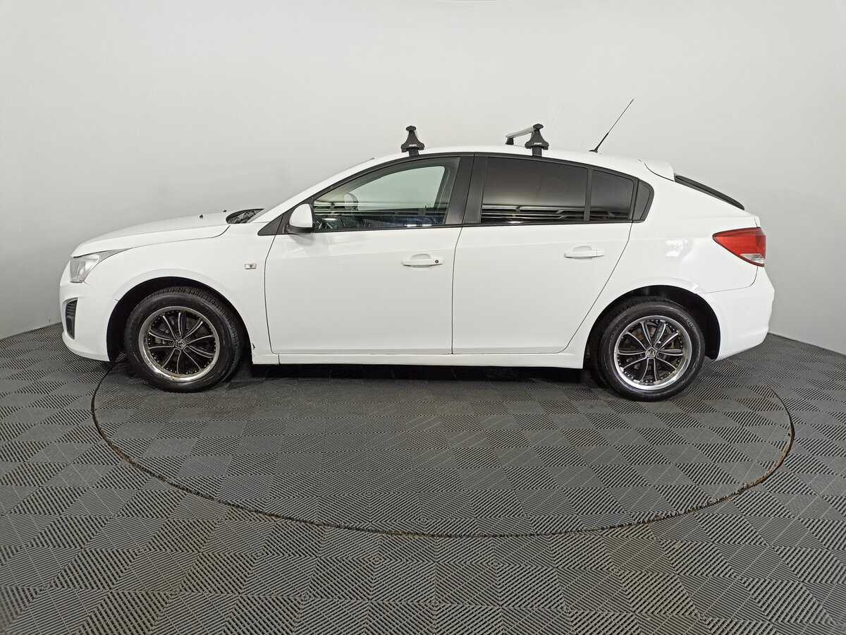 Купить Chevrolet Cruze с пробегом. Фото: #7