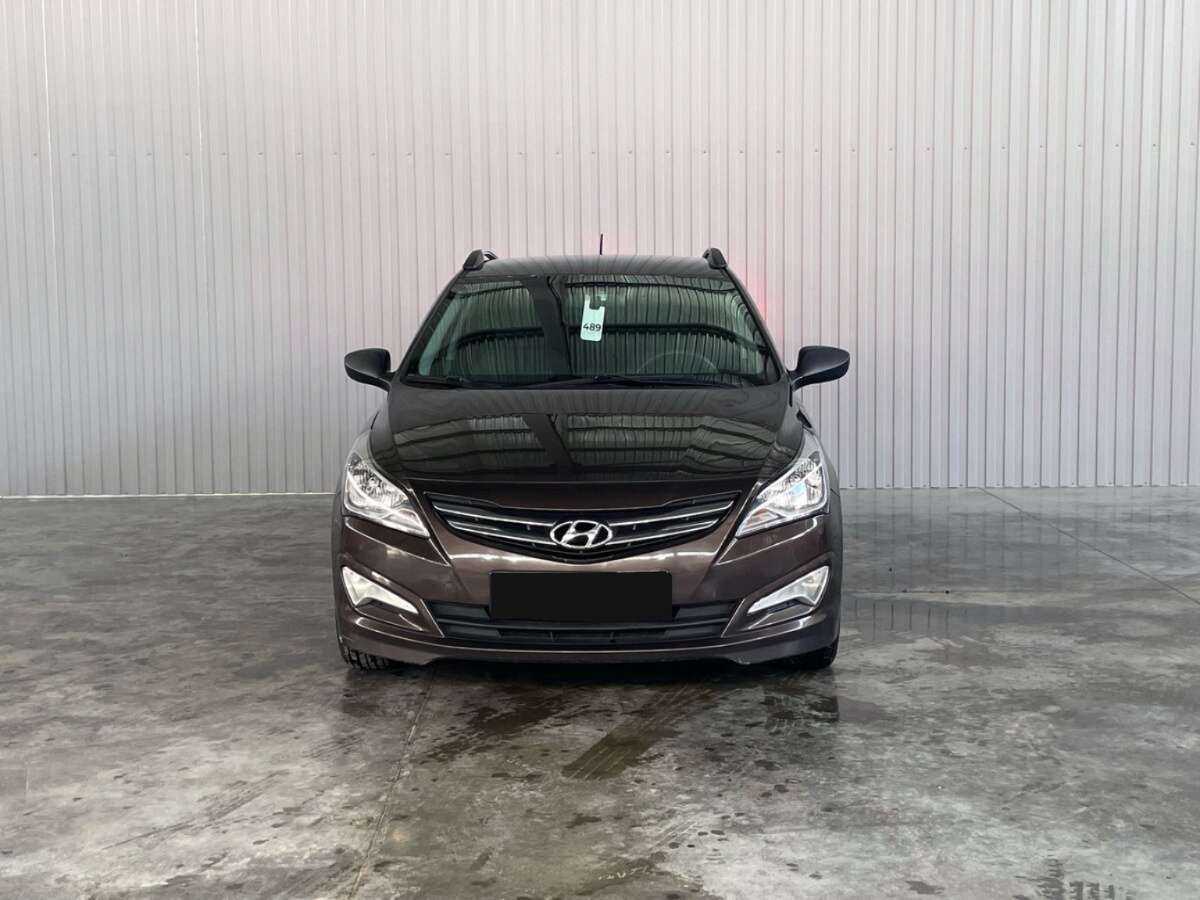 Купить Hyundai Solaris с пробегом. Фото: #1