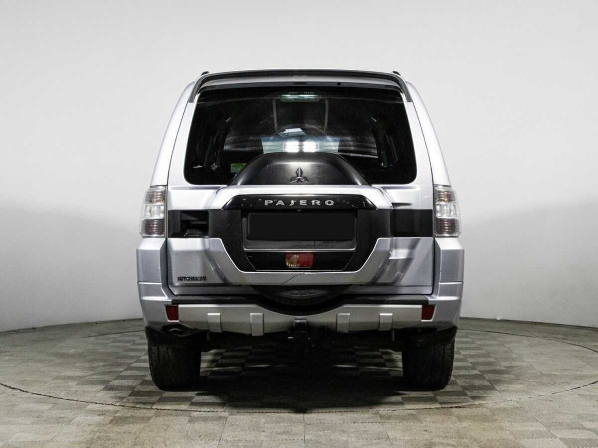 Купить Mitsubishi Pajero с пробегом. Фото: #4