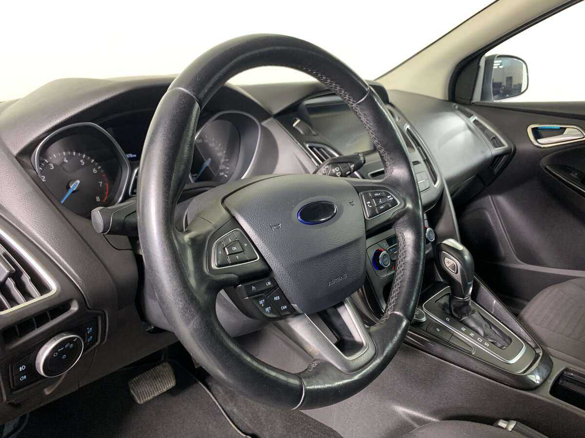 Купить Ford Focus с пробегом. Фото: #11