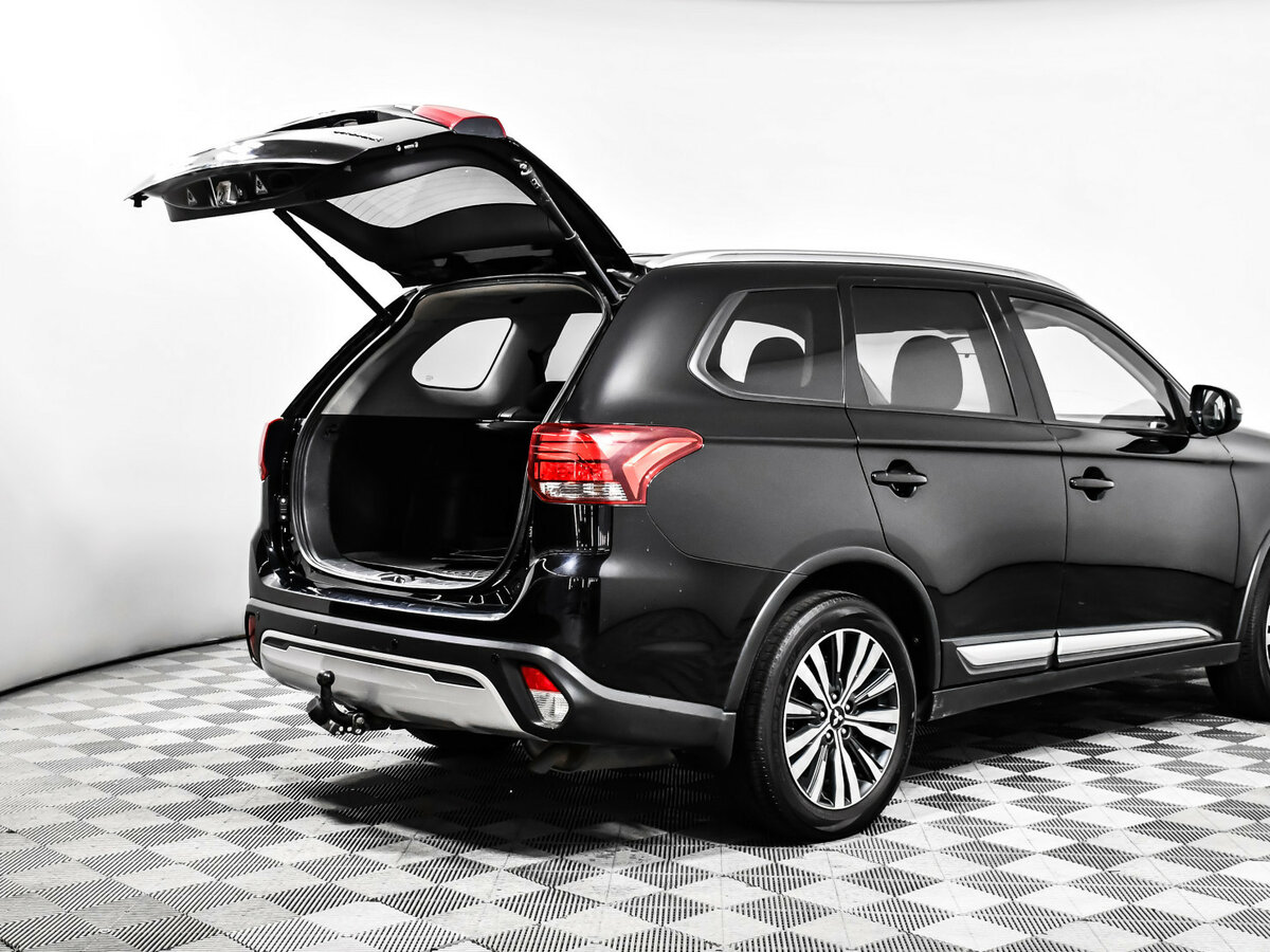 Купить Mitsubishi Outlander с пробегом. Фото: #10