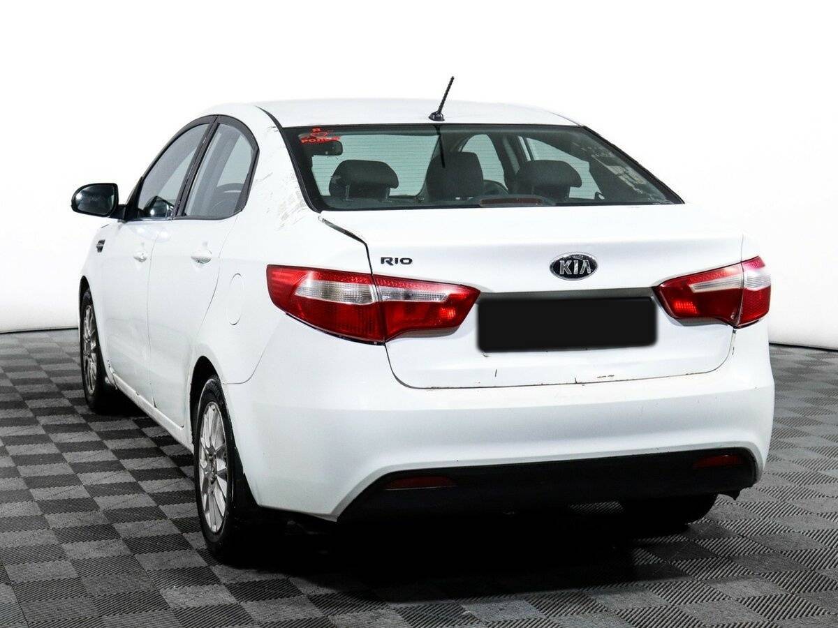 Купить Kia Rio с пробегом. Фото: #5
