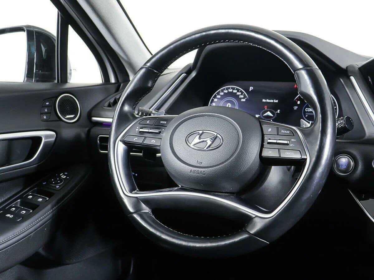 Купить Hyundai Sonata с пробегом. Фото: #9