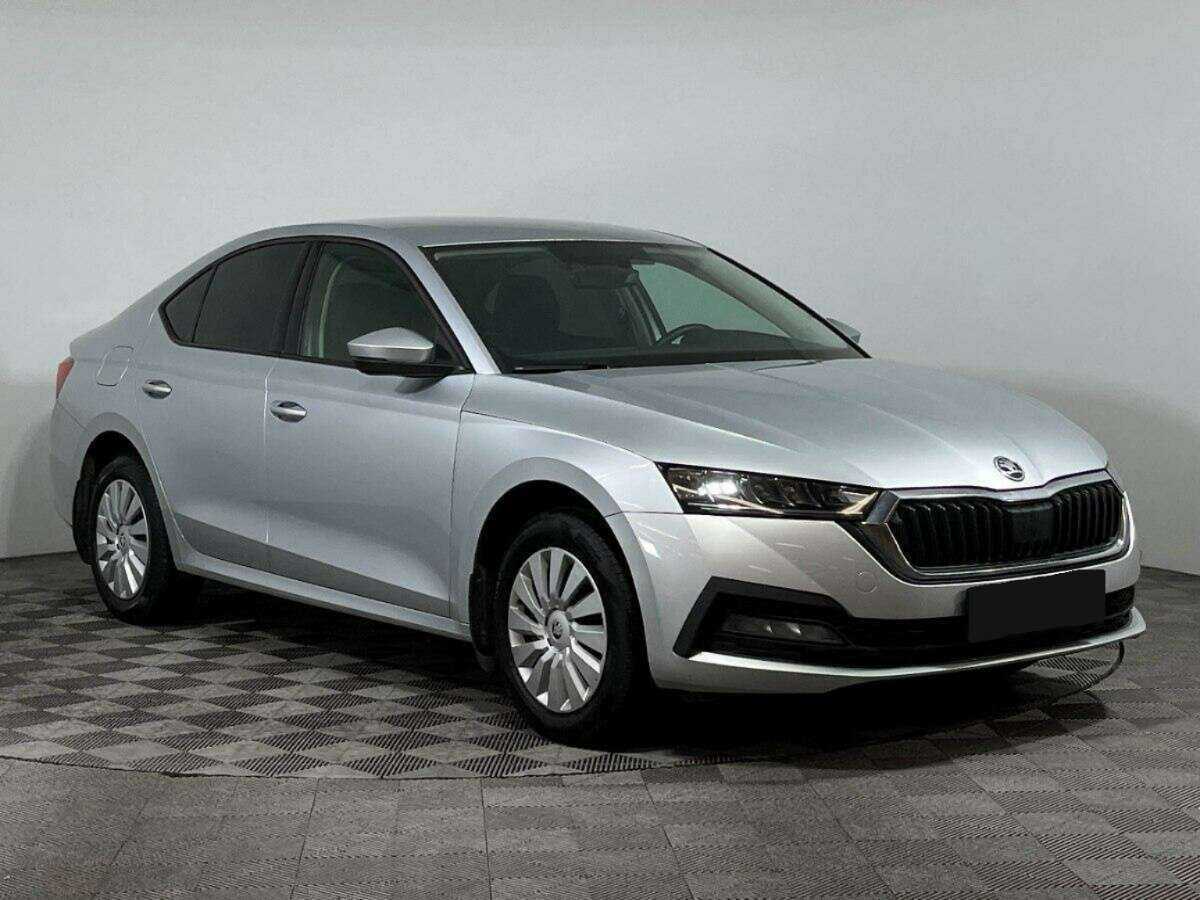 Купить Skoda Octavia с пробегом. Фото: #2