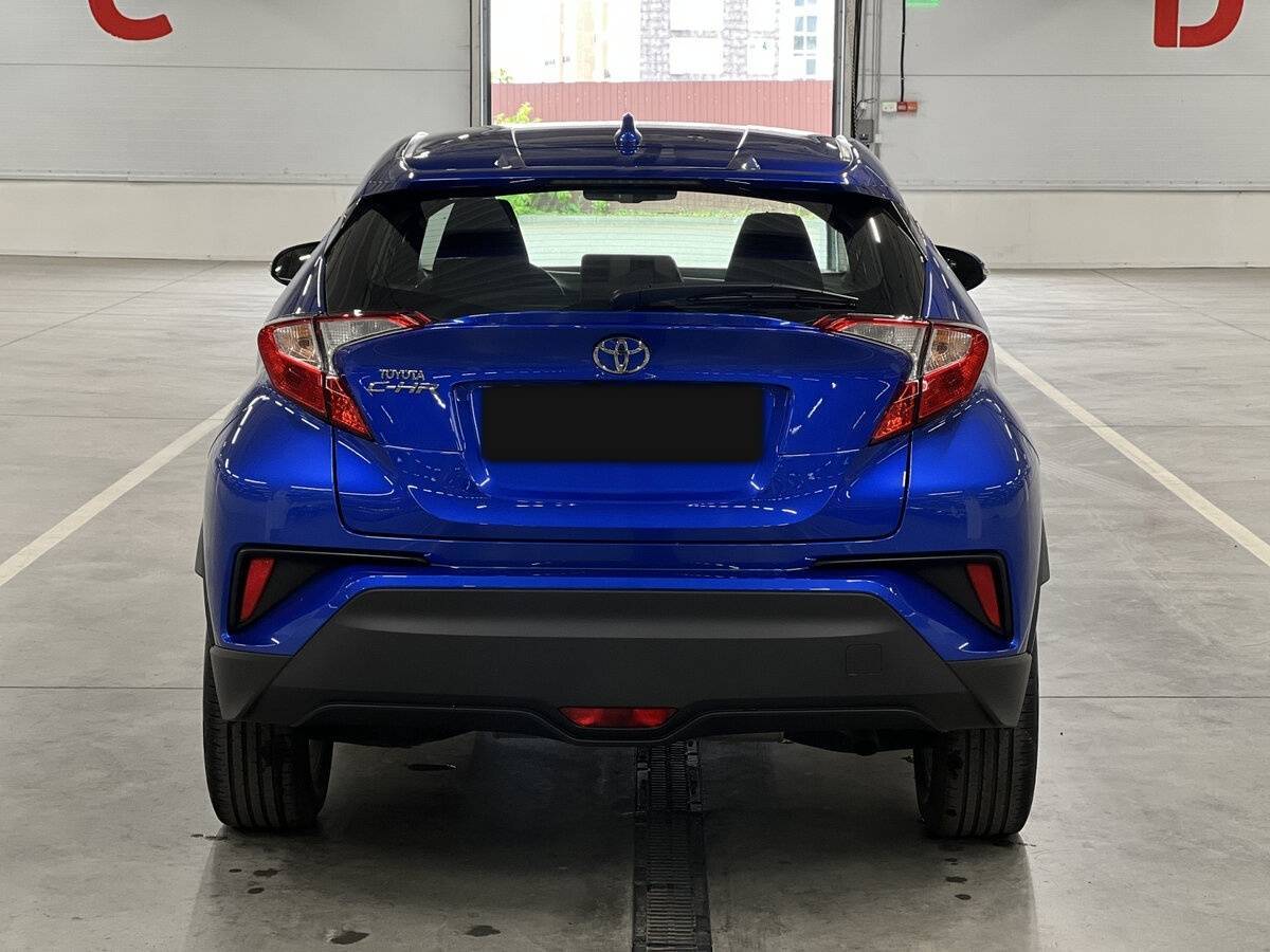 Купить Toyota C-HR с пробегом. Фото: #5