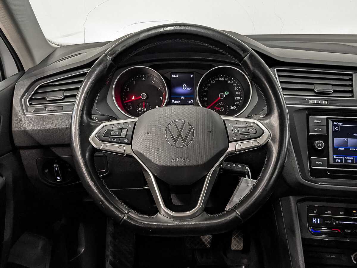 Купить Volkswagen Tiguan с пробегом. Фото: #17