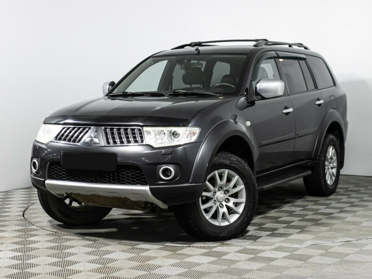 Купить Mitsubishi Pajero Sport с пробегом. Фото: #0