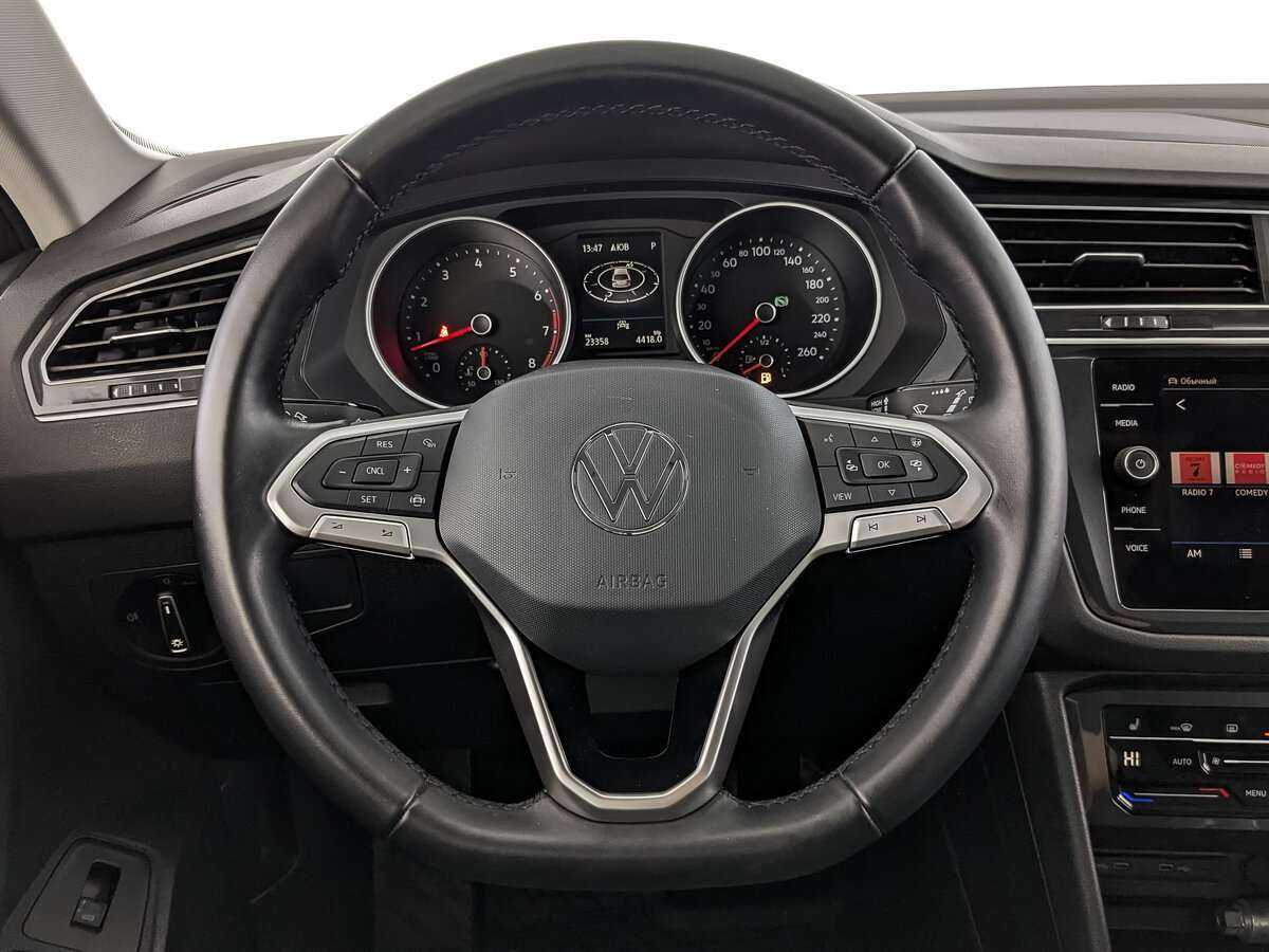 Купить Volkswagen Tiguan с пробегом. Фото: #21