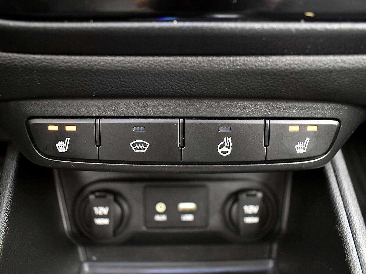 Купить Hyundai Solaris с пробегом. Фото: #12