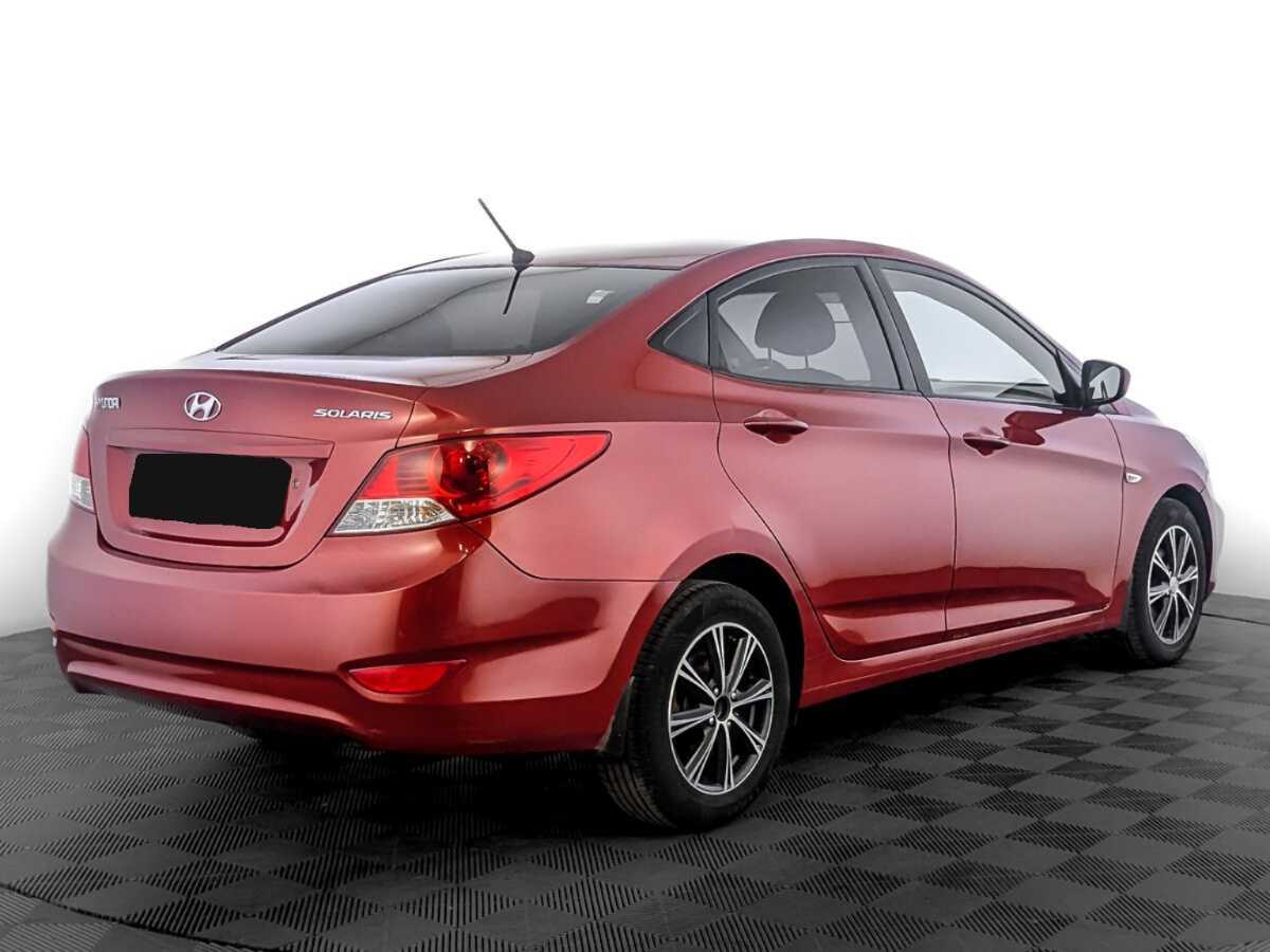 Купить Hyundai Solaris с пробегом. Фото: #4