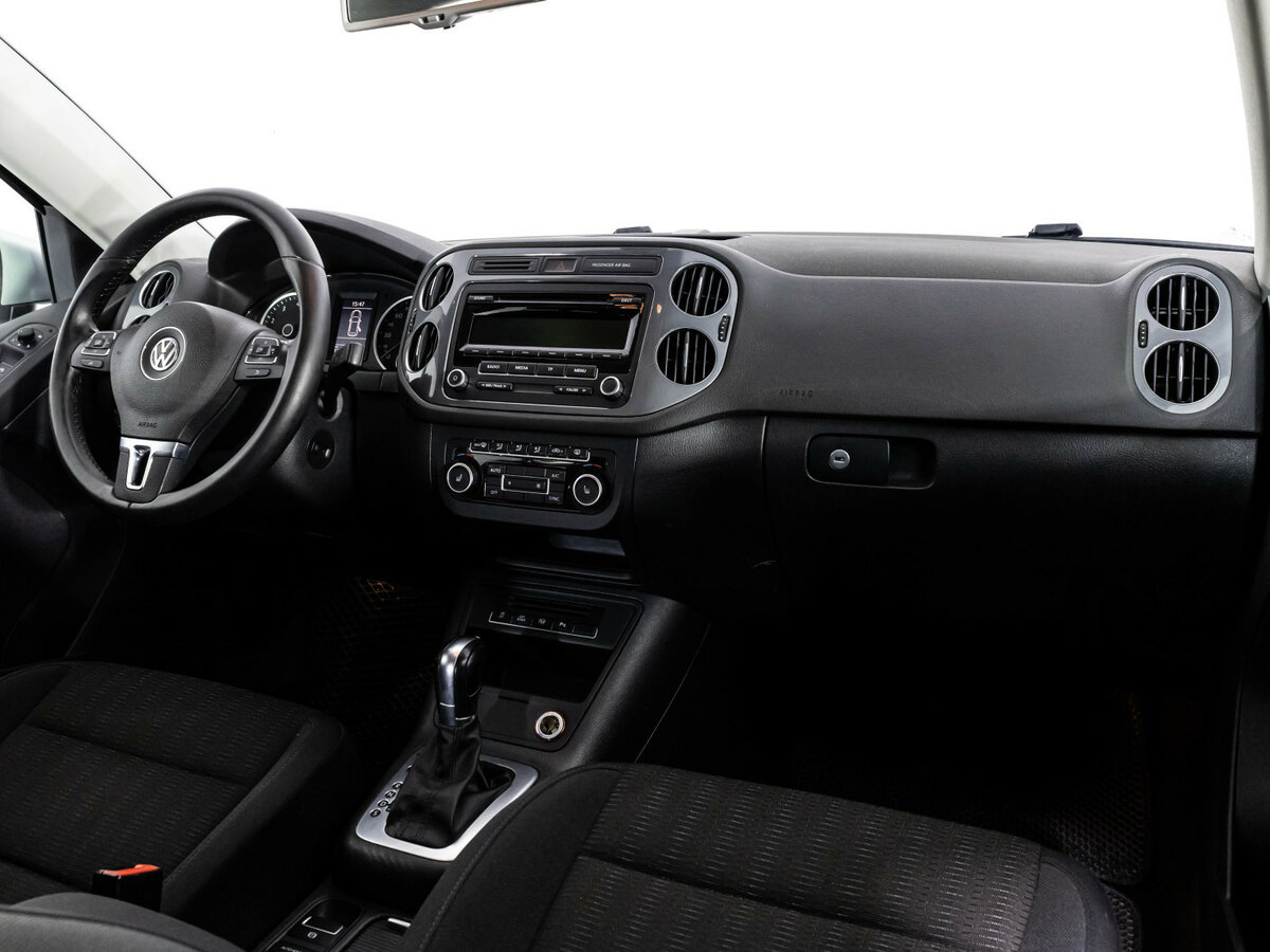 Купить Volkswagen Tiguan с пробегом. Фото: #6