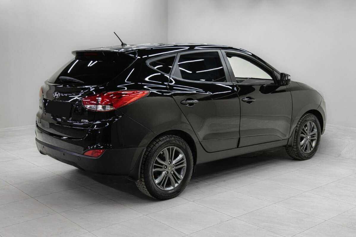 Купить Hyundai ix35 с пробегом. Фото: #2