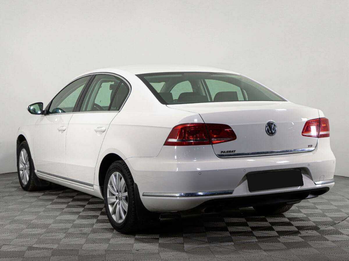 Купить Volkswagen Passat с пробегом. Фото: #6