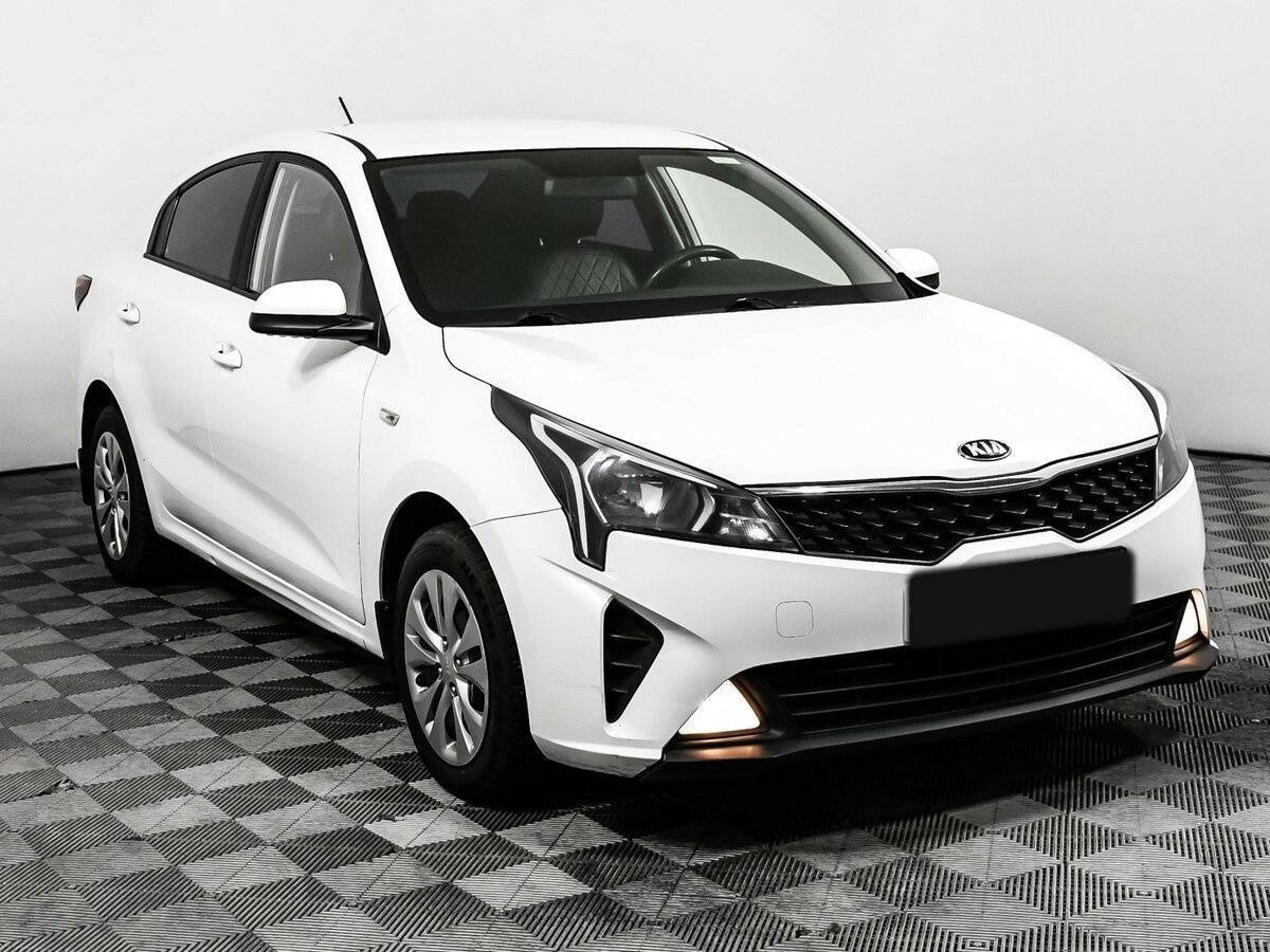 Купить Kia Rio с пробегом. Фото: #2